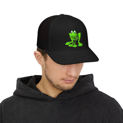 ZM Favorite Animal Snapback Trucker Cap — Cute Green Frog Embroidered Mesh Hat